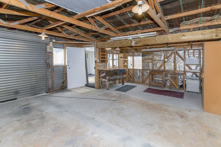 Photo of property in 112 Ryder Crescent, Levin, 5510