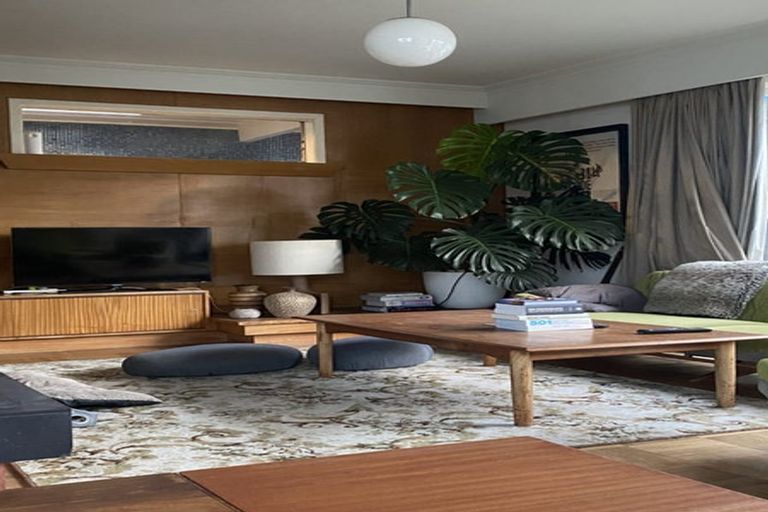 Photo of property in 9 Strathmore Avenue, Strathmore Park, Wellington, 6022