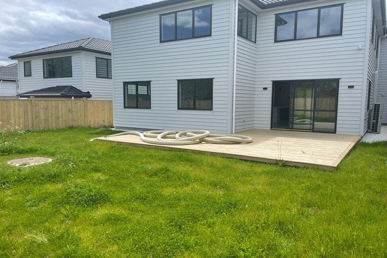 Photo of property in 7 Haku Road, Flat Bush, Auckland, 2019