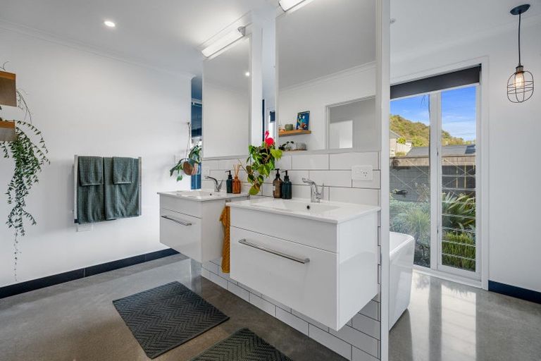 Photo of property in 227 Lakes Boulevard, Pyes Pa, Tauranga, 3112