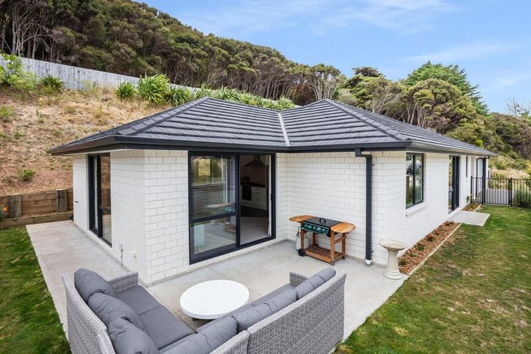 Photo of property in 45 Tradewinds Drive, Whitby, Porirua, 5024
