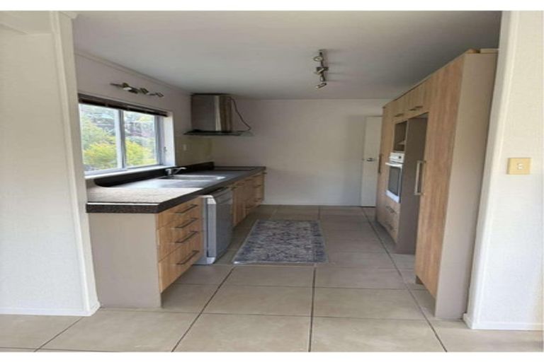 Photo of property in 17 Fitzwilliam Drive, Torbay, Auckland, 0630