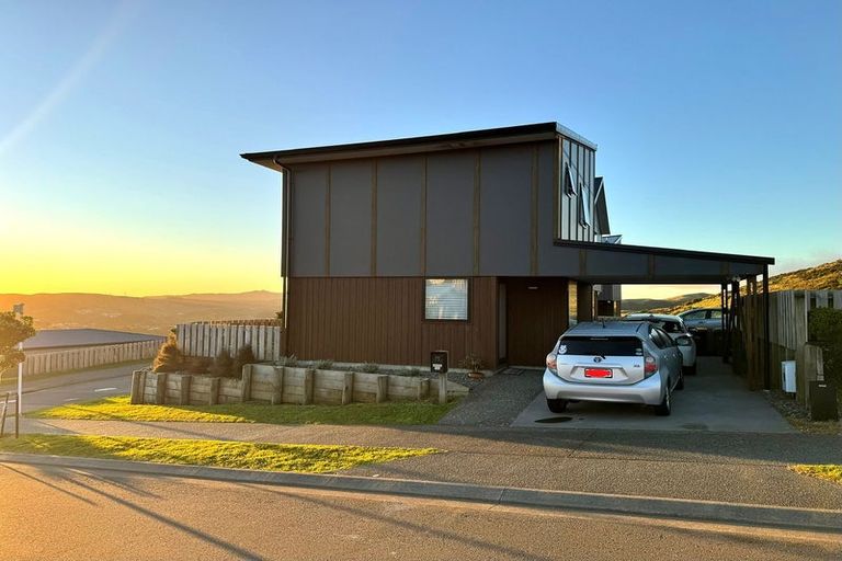 Photo of property in 73 Cedarwood Street, Woodridge, Wellington, 6037