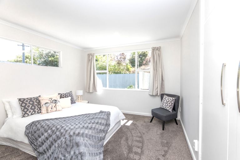 Photo of property in 44 Cutts Road, Russley, Christchurch, 8042