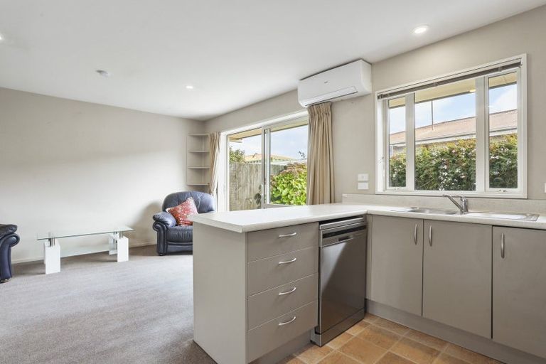 Photo of property in 11/446 Ferry Road, Woolston, Christchurch, 8023