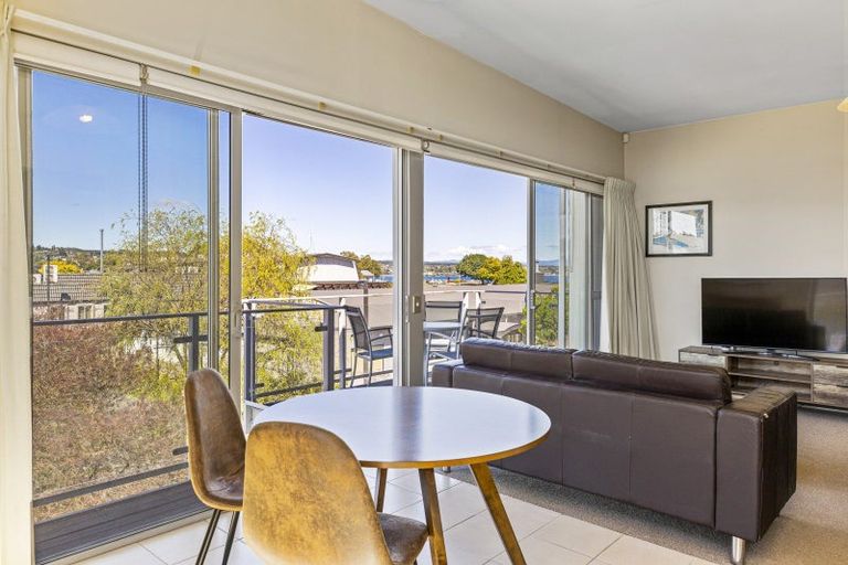Photo of property in 101 On Roberts, 2/101 Roberts Street, Taupo, 3330