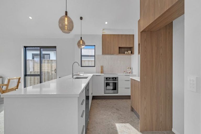 Photo of property in 35 Crossley Avenue, Woodend, 7610