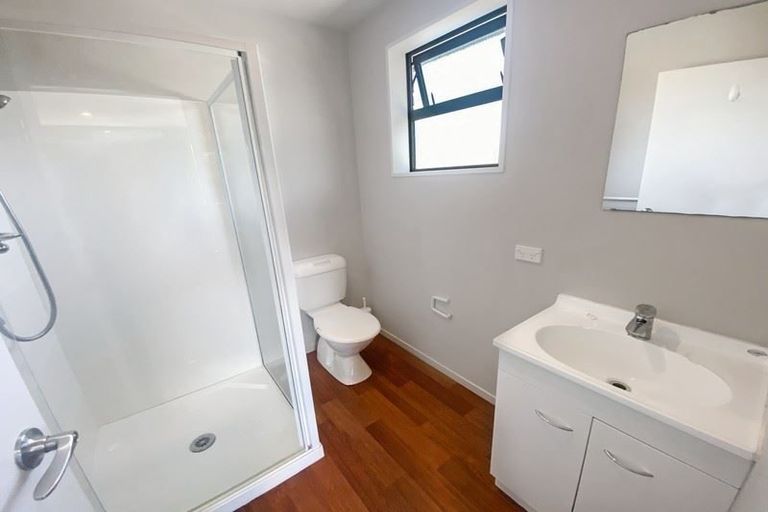 Photo of property in 100a Rattray Street, Riccarton, Christchurch, 8041