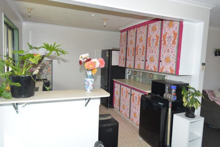 Photo of property in 249 Princes Street, Strathern, Invercargill, 9812