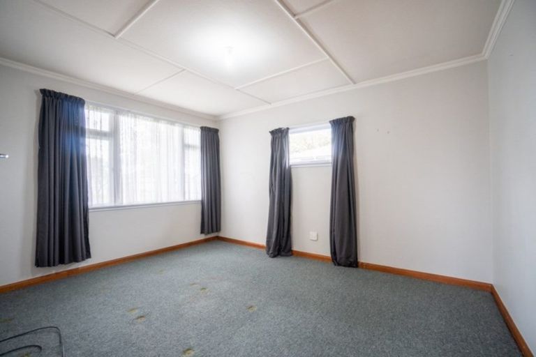 Photo of property in 653 Featherston Street, Roslyn, Palmerston North, 4414