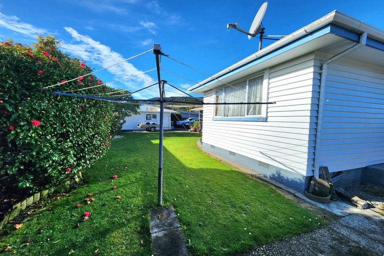 Photo of property in 24 Palmerston Street, Greymouth, 7805