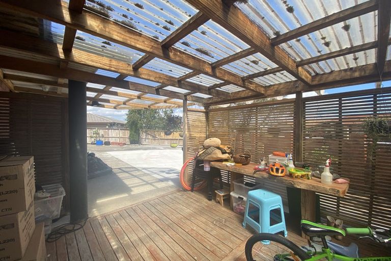 Photo of property in 23 Elderberry Road, Burswood, Auckland, 2013