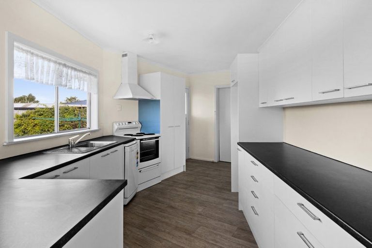 Photo of property in 42 James Foley Avenue, Pirimai, Napier, 4112