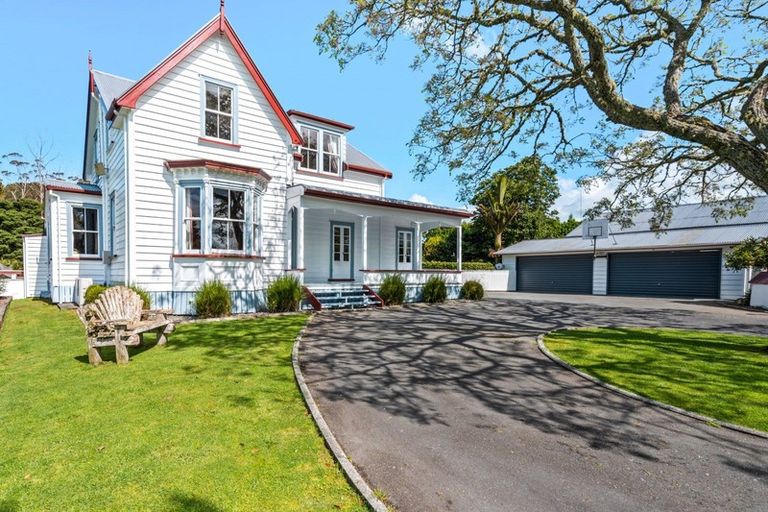 Photo of property in 523 State Highway 1, Kauri, Kamo, 0185