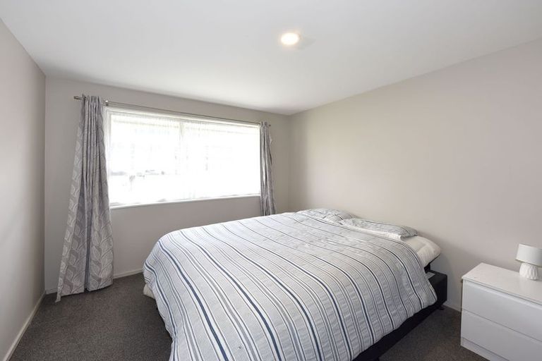 Photo of property in 1/9a Avonhead Road, Avonhead, Christchurch, 8042