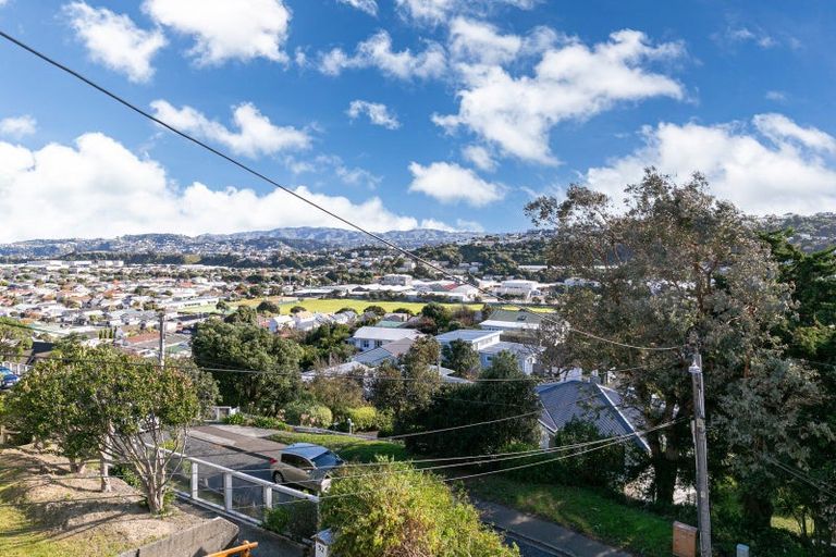 Photo of property in 56 Totara Road, Miramar, Wellington, 6022