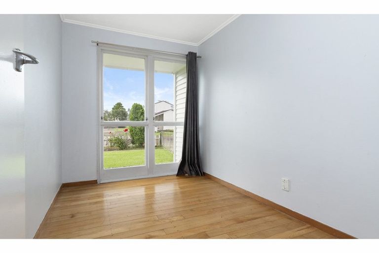 Photo of property in 42 Hamilton Drive, Waiuku, 2123