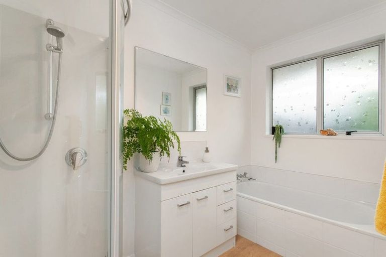 Photo of property in 29 Wades Avenue, Saint Martins, Christchurch, 8022