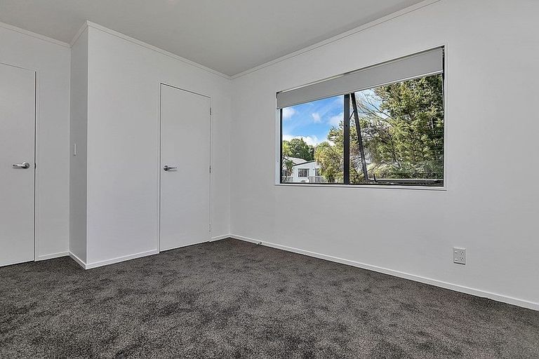 Photo of property in 1/3 Erewhon Place, Birkdale, Auckland, 0626