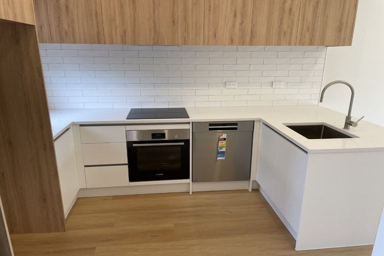 Photo of property in 7/13 Thomas Road, Mangere, Auckland, 2022