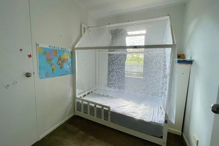 Photo of property in 1/14 Knott Road, Stanmore Bay, Whangaparaoa, 0932