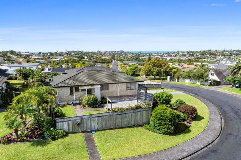 Photo of property in 2/38 Albatross Road, Red Beach, 0932