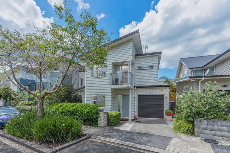 Photo of property in 62 Station Street, Hobsonville, Auckland, 0616