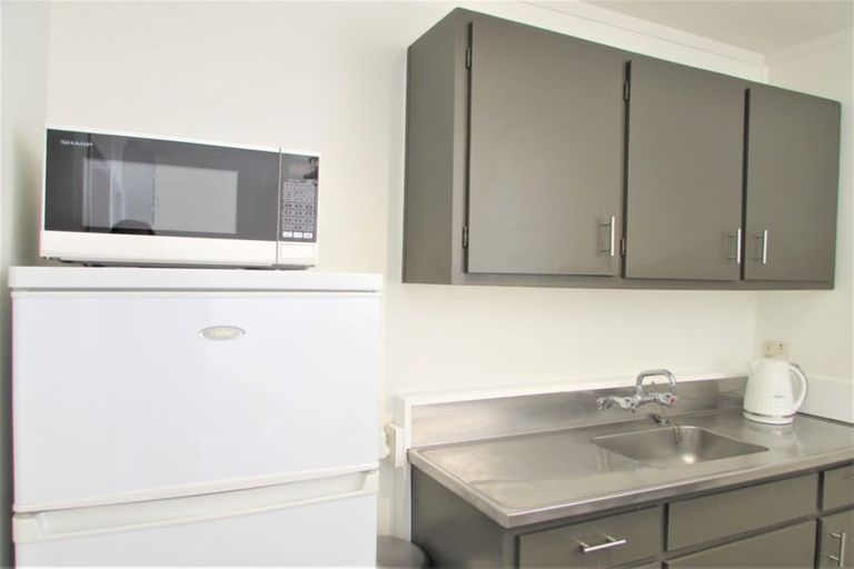 Photo of property in 4u9 Derby Street, Mount Victoria, Wellington, 6011