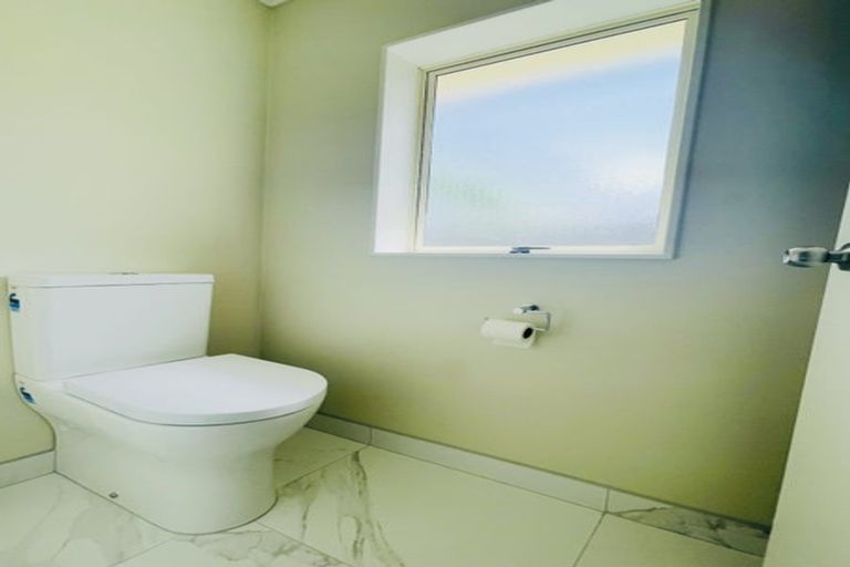 Photo of property in 53 Stratford Road, Manurewa, Auckland, 2105