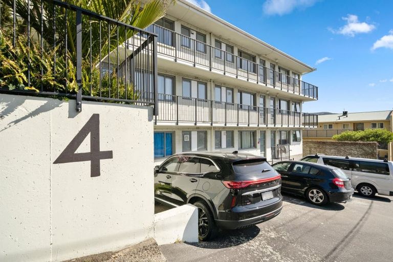 Photo of property in 4u6 Derby Street, Mount Victoria, Wellington, 6011