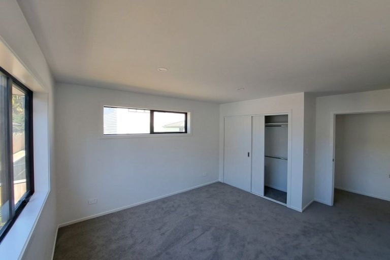 Photo of property in 18c Spinella Drive, Bayview, Auckland, 0629