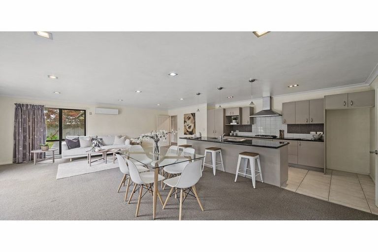 Photo of property in 13 Keats Place, Rolleston, 7614