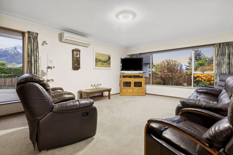 Photo of property in 27 Hunter Crescent, Wanaka, 9305