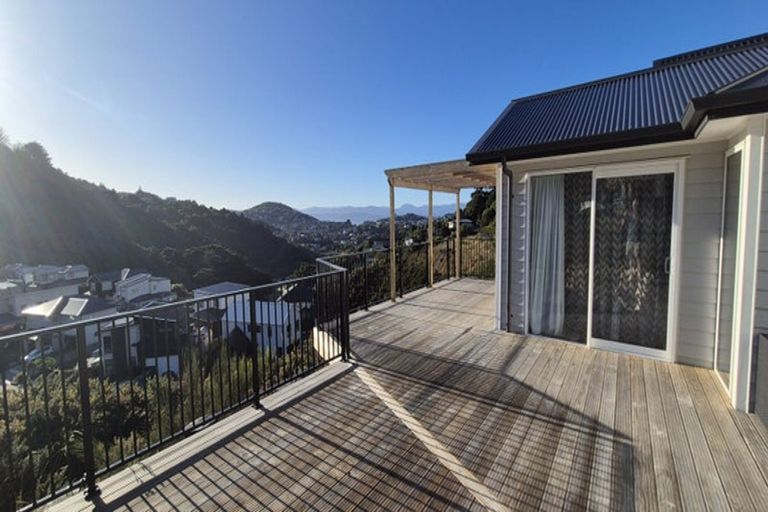 Photo of property in 23 Porokaiwhiri Street, Crofton Downs, Wellington, 6035