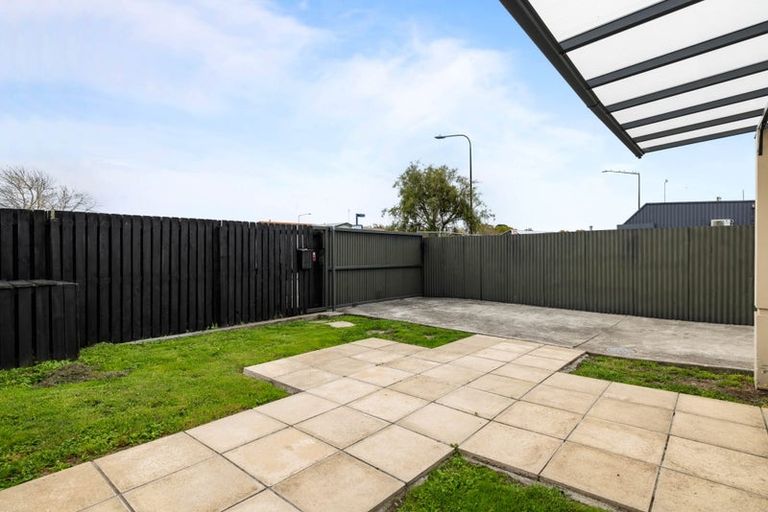 Photo of property in 100 Grafton Street, Waltham, Christchurch, 8011