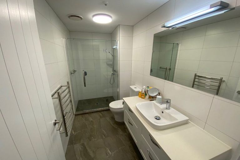 Photo of property in 172 Landmark Terrace, Orewa, 0931