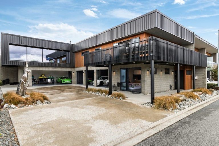 Photo of property in 22 Monaco Drive, Cromwell, 9384