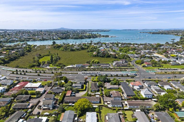 Photo of property in 4/53 Pakuranga Road, Pakuranga, Auckland, 2010