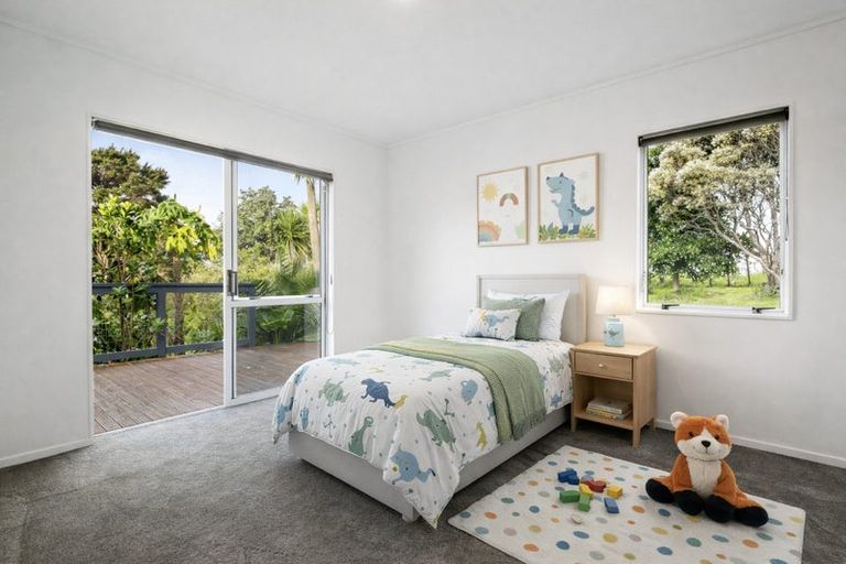 Photo of property in 12 Whitehills Road, Waitoki, Silverdale, 0994