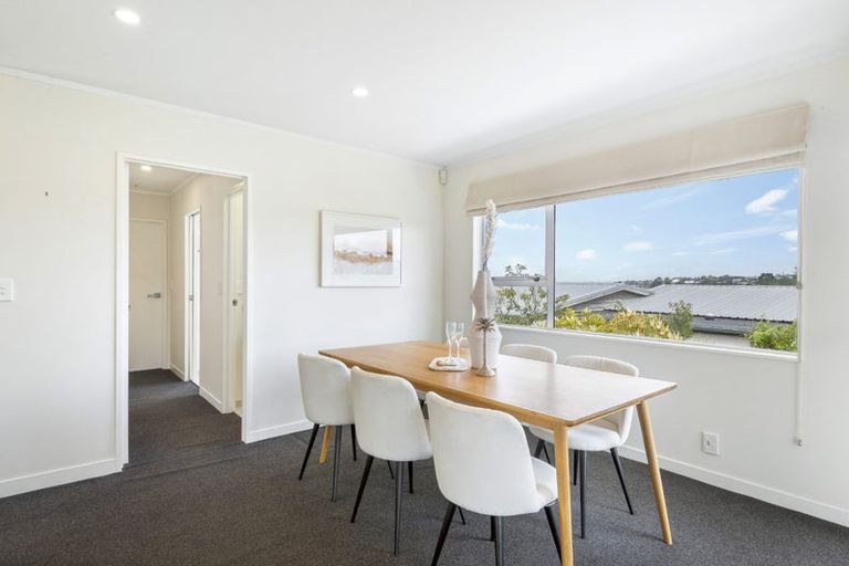 Photo of property in 13a Gulf View Road, Murrays Bay, Auckland, 0630