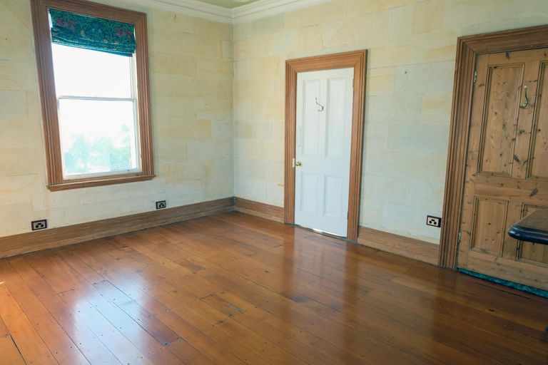 Photo of property in 1 Ure Street, South Hill, Oamaru, 9400