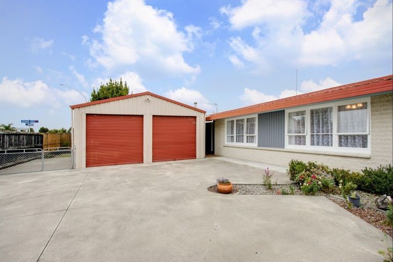 Photo of property in 129 Gloucester Street, Taradale, Napier, 4112
