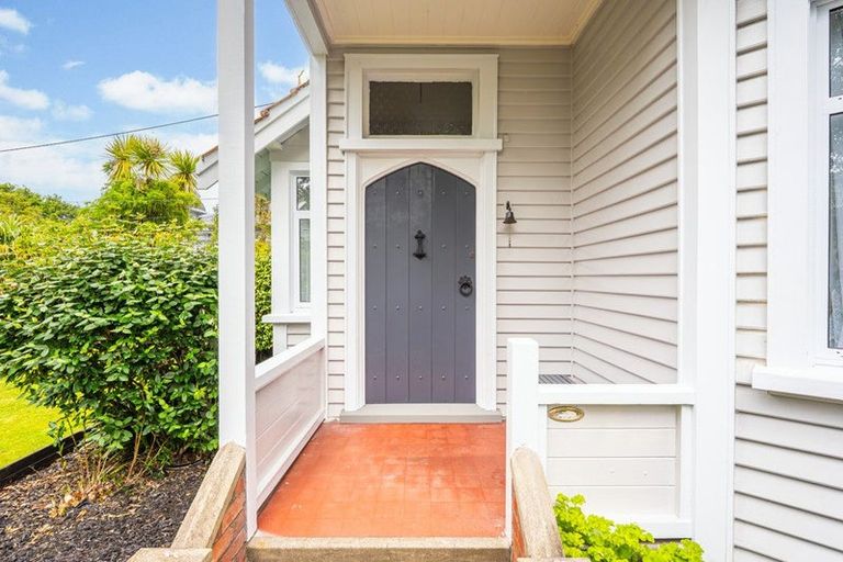 Photo of property in 52 Parsons Street, Saint Johns Hill, Whanganui, 4501