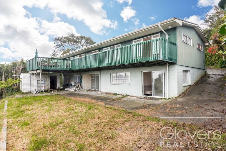 Photo of property in 327 Don Buck Road, Massey, Auckland, 0614