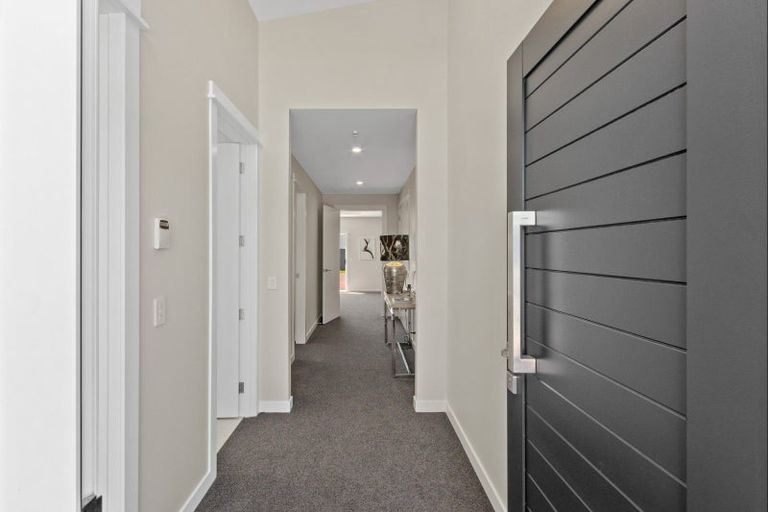 Photo of property in 16 Ruapehu Road, Poraiti, Napier, 4112