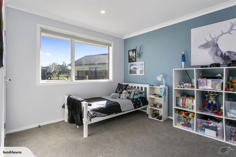 Photo of property in 32 Mike Smith Drive, Cambridge, 3434