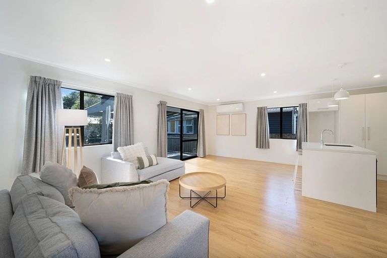 Photo of property in 1/134 Mcleod Road, Te Atatu South, Auckland, 0610