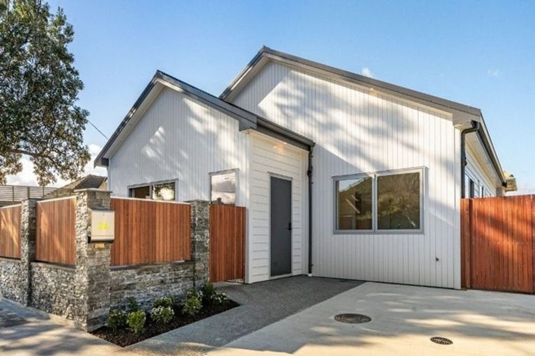 Photo of property in 56 Brentwood Street, Trentham, Upper Hutt, 5018