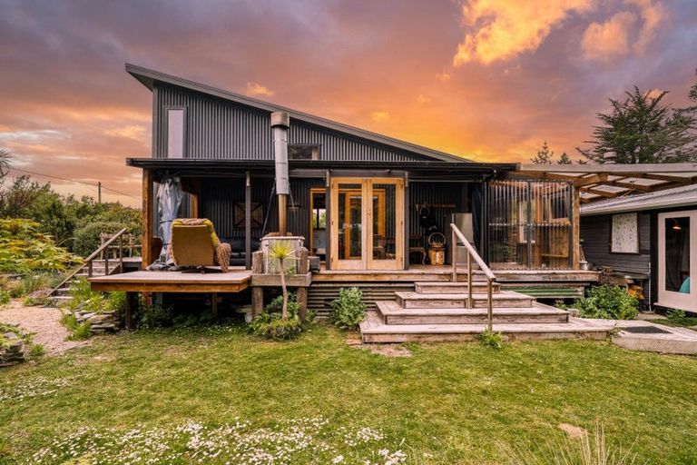 Photo of property in 8 Beach Road, Long Beach, Port Chalmers, 9081