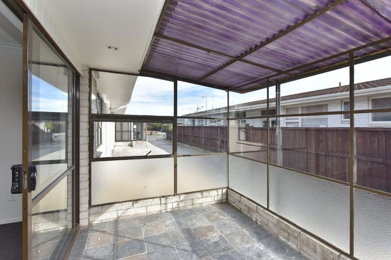 Photo of property in 17 Apollo Place, Papanui, Christchurch, 8052